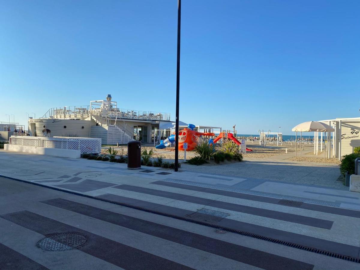 Casa Vicino Al Mare Villa Rimini Eksteriør billede